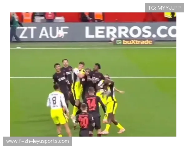 塞维利亚—恩内斯里门前抢点头球破门