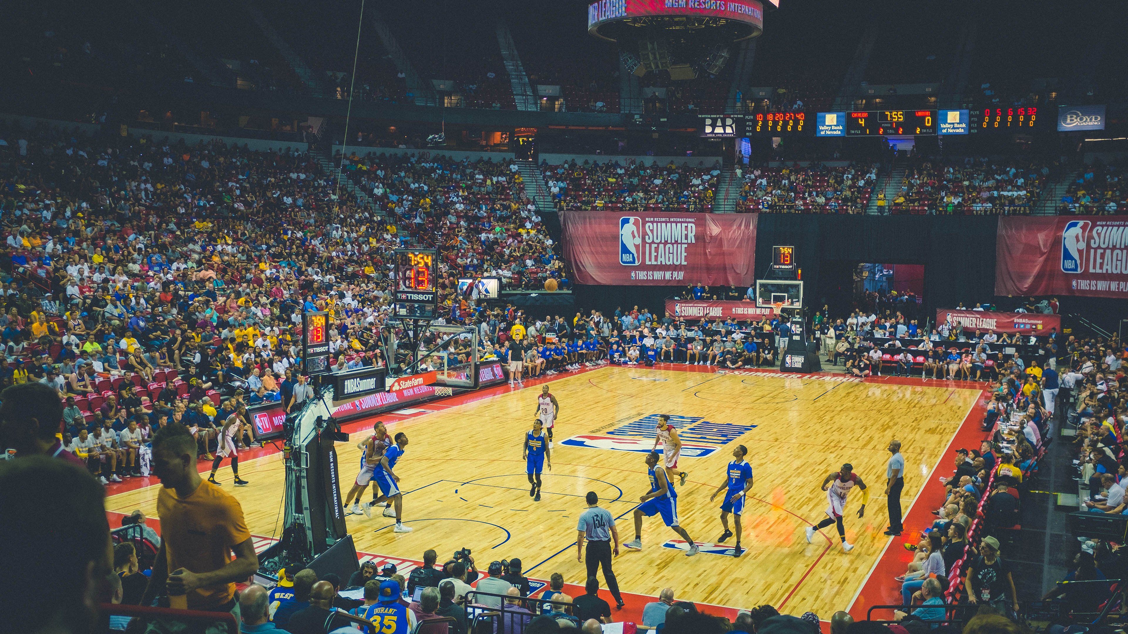 世界杯后：传统防守型后腰渐少 取而代之是能前插射门的B2B球员